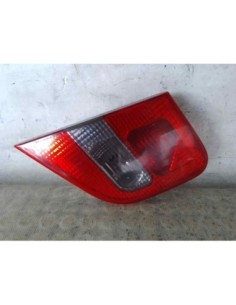 PILOTO TRASERO DERECHO INTERIOR MITSUBISHI CARISMA...