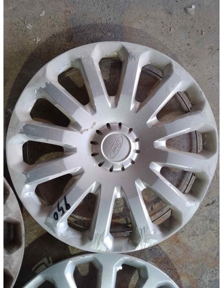 TAPACUBOS FORD FIESTA (CB1) - 248912