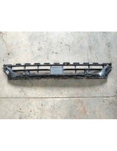 REJILLA DELANTERA AUDI Q2 (GAG) - 250875