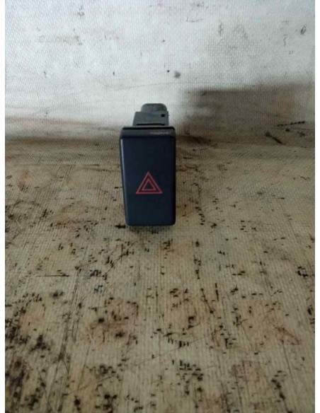 WARNING TOYOTA AVENSIS BERLINA (T25) - 255246