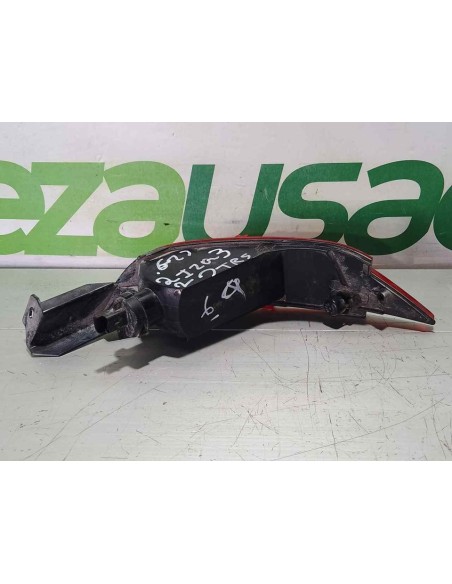 PILOTO TRASERO IZQUIERDO PARAGOLPES FORD C-MAX (CB7) - 215016
