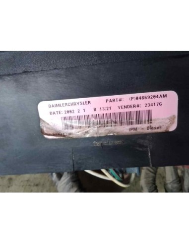 CAJA RELES / FUSIBLES CHRYSLER VOYAGER (RG) -...