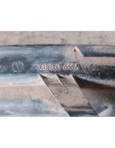 REJILLA PARAGOLPES DERECHA VOLKSWAGEN PASSAT...