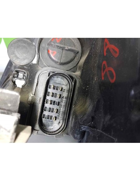 FARO DERECHO FORD FOCUS BERLINA (CB4) - 237258