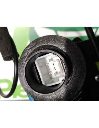 CERRADURA PUERTA TRASERA DERECHA TOYOTA COROLLA...