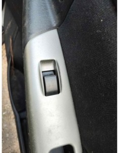 MANDO ELEVALUNAS DELANTERO DERECHO TOYOTA COROLLA (E12) -...