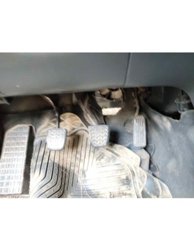 PEDAL EMBRAGUE TOYOTA COROLLA (E12) - 251736