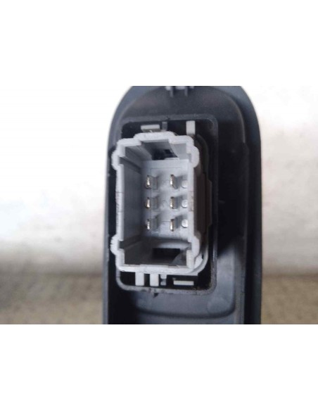 MANDO ELEVALUNAS DELANTERO DERECHO RENAULT SCENIC II (JM) - 206617