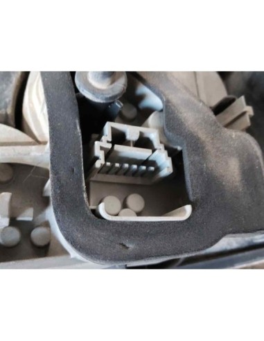 PILOTO TRASERO DERECHO RENAULT MEGANE II...