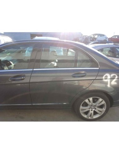 PUERTA TRASERA IZQUIERDA MERCEDES-BENZ CLASE C...