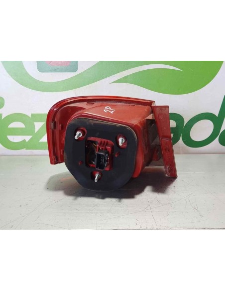 PILOTO TRASERO DERECHO VOLKSWAGEN PASSAT BERLINA (3C2) - 263094