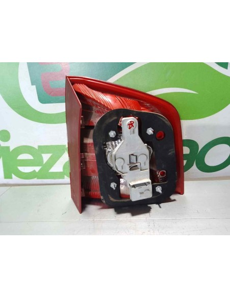 PILOTO TRASERO IZQUIERDO SKODA OCTAVIA BERLINA (1Z3) - 263205