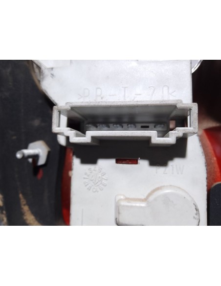 PILOTO TRASERO IZQUIERDO SKODA OCTAVIA BERLINA (1Z3) - 263205