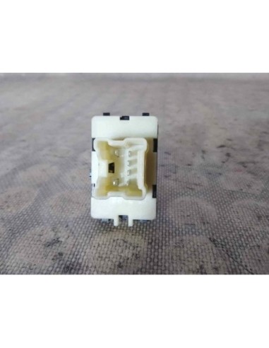 MANDO ELEVALUNAS DELANTERO DERECHO RENAULT CLIO...