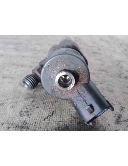INYECTOR OPEL VIVARO - 215664