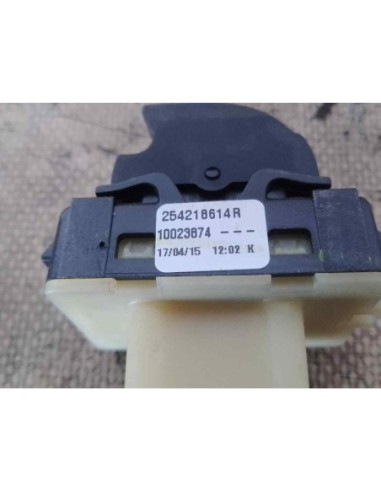 MANDO ELEVALUNAS DELANTERO DERECHO RENAULT...