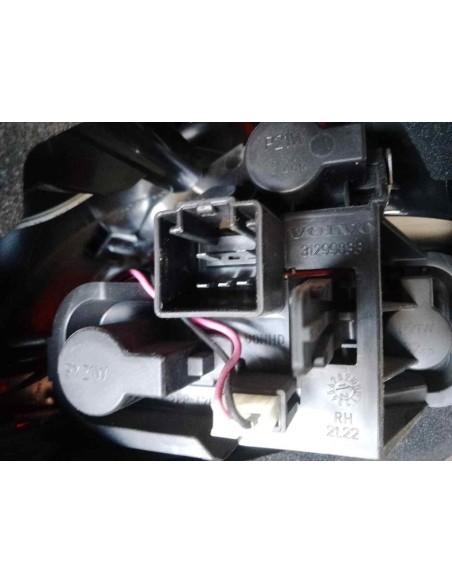 PILOTO TRASERO DERECHO VOLVO V40 - 221217