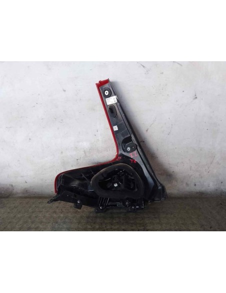 PILOTO TRASERO DERECHO VOLVO V40 - 221217