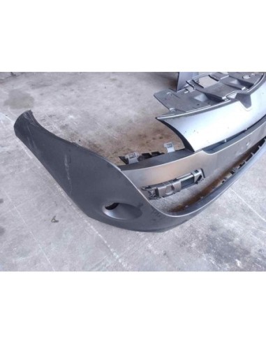 PARAGOLPES DELANTERO RENAULT MEGANE III BERLINA...