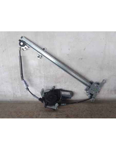 ELEVALUNAS DELANTERO IZQUIERDO NISSAN PRIMERA BERL / TRAVELLER (P10/W10) - 247858