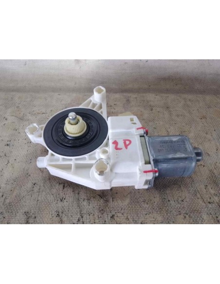 MOTOR ELEVALUNAS DELANTERO DERECHO MERCEDES-BENZ CLASE C (BM 204) BERLINA - 199987