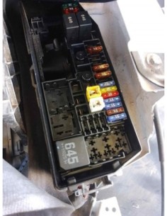 CAJA RELES / FUSIBLES SEAT ARONA (KJ) - 239237