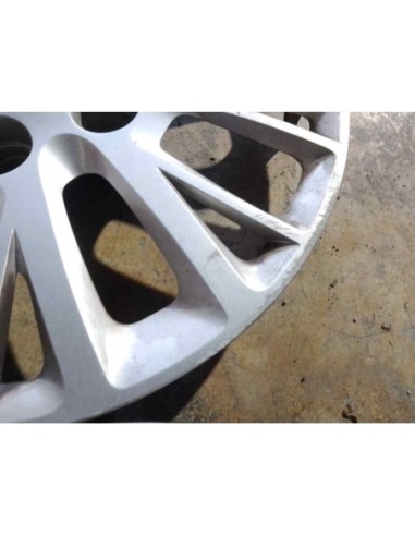 TAPACUBOS KIA CEED (JD) - 255379