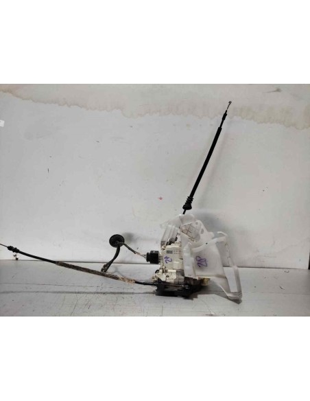 CERRADURA PUERTA DELANTERA IZQUIERDA VOLKSWAGEN PASSAT BERLINA (362) - 128981