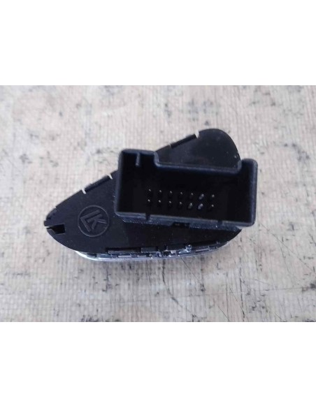 INTERRUPTOR OPEL CORSA E - 204706
