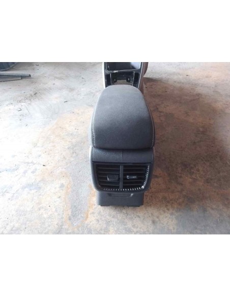 APOYABRAZOS CENTRAL SKODA FABIA (PJ3) - 205250