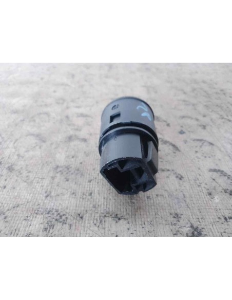 INTERRUPTOR RENAULT MEGANE III BERLINA 5P - 239420