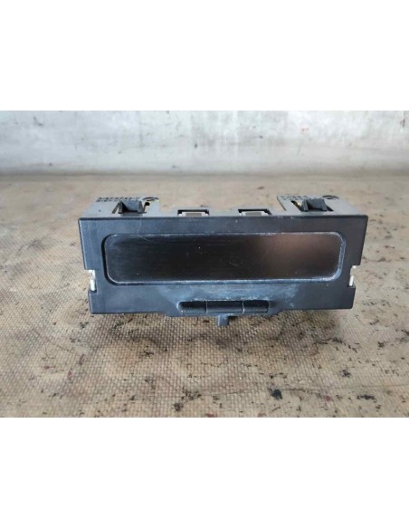 PANTALLA MULTIFUNCION RENAULT MEGANE II BERLINA 5P - 256079