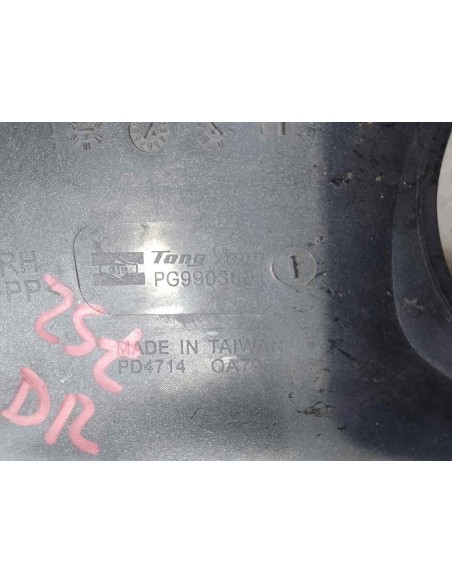 REJILLA PARAGOLPES DELANTERO PEUGEOT 308 - 215130