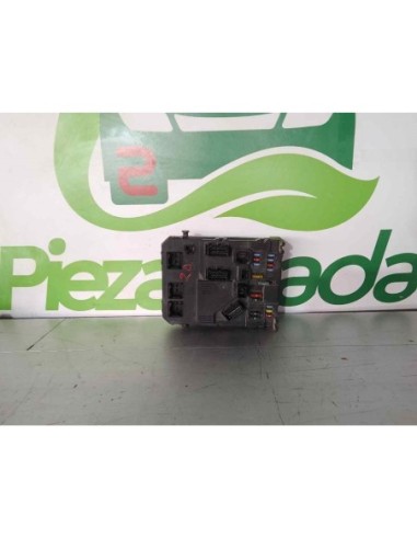 CAJA RELES / FUSIBLES PEUGEOT 206 + - 262033
