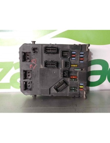 CAJA RELES / FUSIBLES PEUGEOT 206 + - 262033