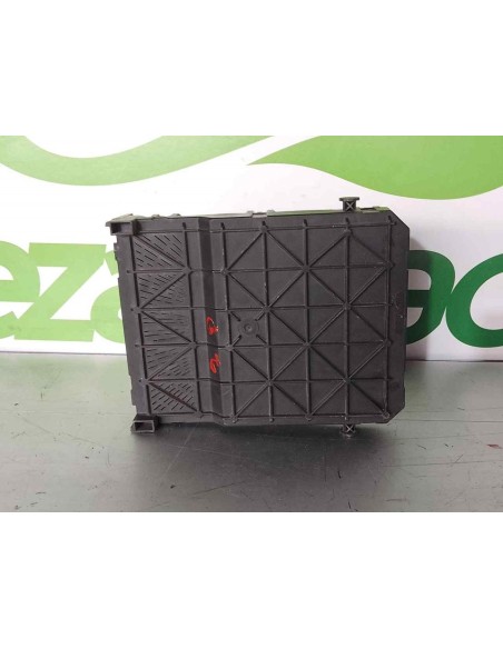 CAJA RELES / FUSIBLES PEUGEOT 206 + - 262033
