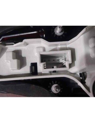 PILOTO TRASERO IZQUIERDO INTERIOR VOLKSWAGEN...