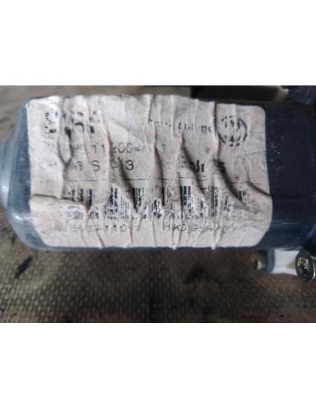 MOTOR ELEVALUNAS TRASERO DERECHO VOLKSWAGEN GOLF V (1K1)(10 2003) - 226372