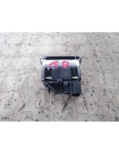 MANDO ELEVALUNAS TRASERO DERECHO MERCEDES-BENZ CLASE C... 2