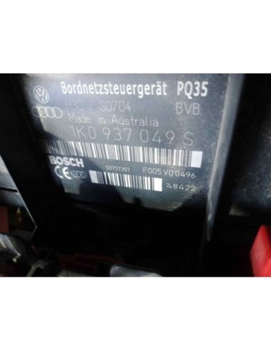 CAJA RELES / FUSIBLES VOLKSWAGEN GOLF V...