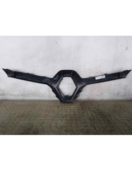 MOLDURAS DELANTERAS RENAULT KADJAR - 251622