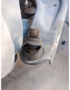 BRAZO SUSPENSION INFERIOR DELANTERO DERECHO RENAULT... 2