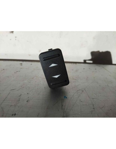 MANDO ELEVALUNAS DELANTERO DERECHO FORD MONDEO BERLINA (CA2) - 250820