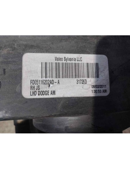 FARO DERECHO DODGE AVENGER (JS) - 240754