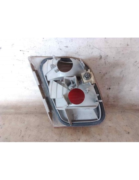 PILOTO TRASERO DERECHO INTERIOR BMW SERIE 3 BERLINA (E46) - 240609