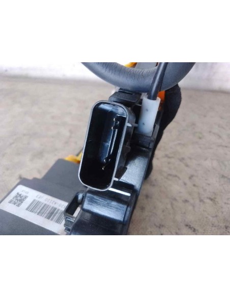 CERRADURA PUERTA DELANTERA DERECHA KIA CEED (JD) - 240760