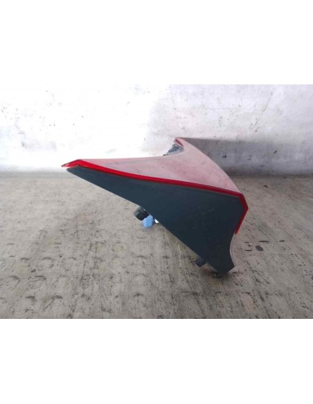 PILOTO TRASERO IZQUIERDO INTERIOR TOYOTA AURIS (E18) - 233187