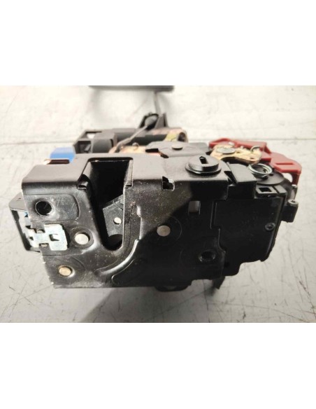 CERRADURA PUERTA TRASERA DERECHA VOLKSWAGEN POLO IV (9N3) - 260131