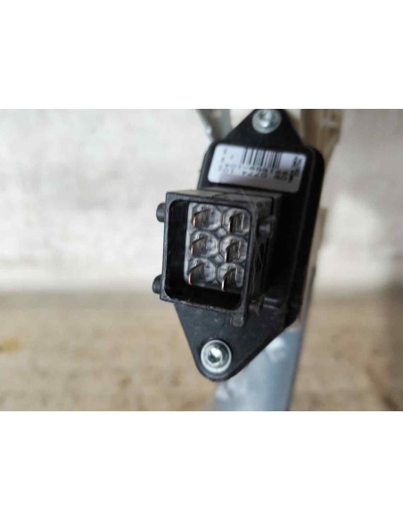 ELEVALUNAS TRASERO DERECHO TOYOTA COROLLA (E12) - 217255