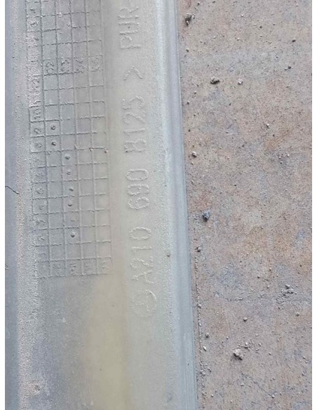 FALDON LATERAL MERCEDES-BENZ CLASE E (BM 210) BERLINA - 238686